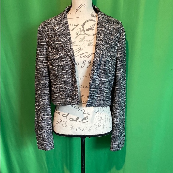 love & piece collective Jackets & Blazers - Black and White Tweed Cropped Blazer with Notched Lapels